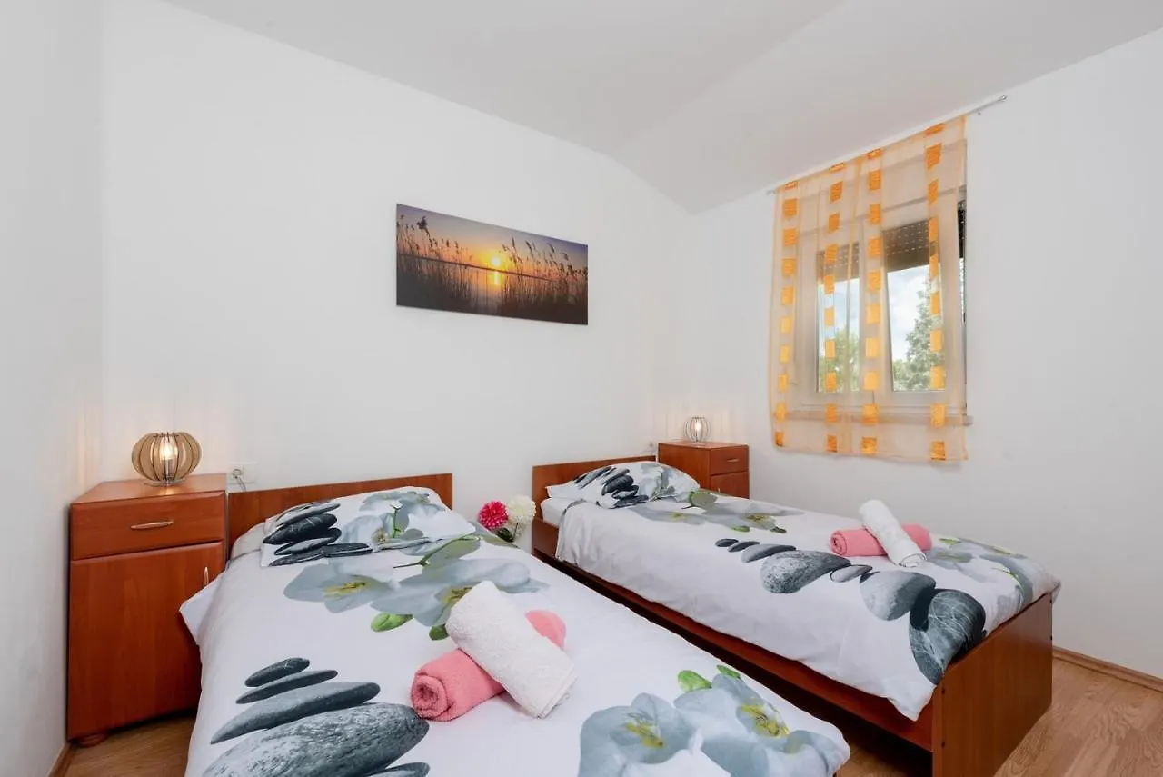Holiday home Holiday House Dora Labin