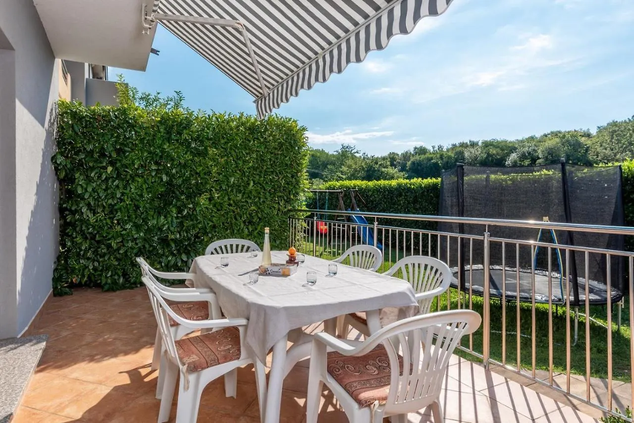 Holiday House Dora Labin  0*, Labin (Istria)